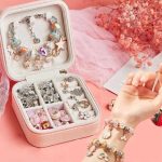 اسباب بازی ساختنی دستبند و گردنبند دخترانه