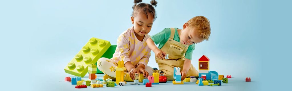 بهترین اسباب‌بازی‌ها برای کودکان 1 تا 3 سال | راهنمای خرید مادرانه