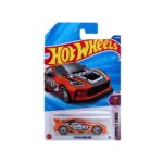 برند: Hot Wheels (متل) مدل: Toyota GR86 Cup سری: Compact Kings مقیاس: 1:64 جنس بدنه: فلزی (Die-Cast) با جزئیات پلاستیکی طراحی: اسپرت و مسابقهای با الهام از خودروی واقعی مناسب سن: ۳ سال به بالا